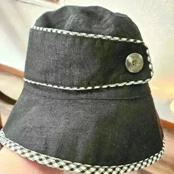 Summer tompkins Beautiful hat. Black w Black & white  plaid edge. Floppy bucket - Picture 1 of 7